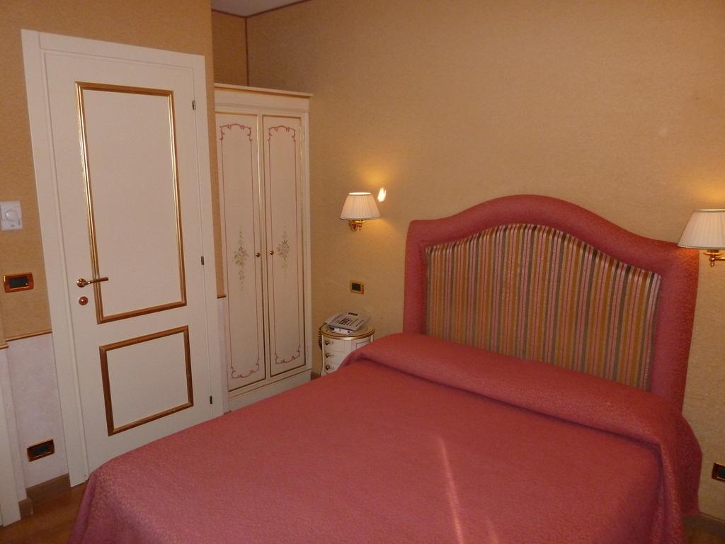 Casa Burchielle Hotel Venetië Buitenkant foto