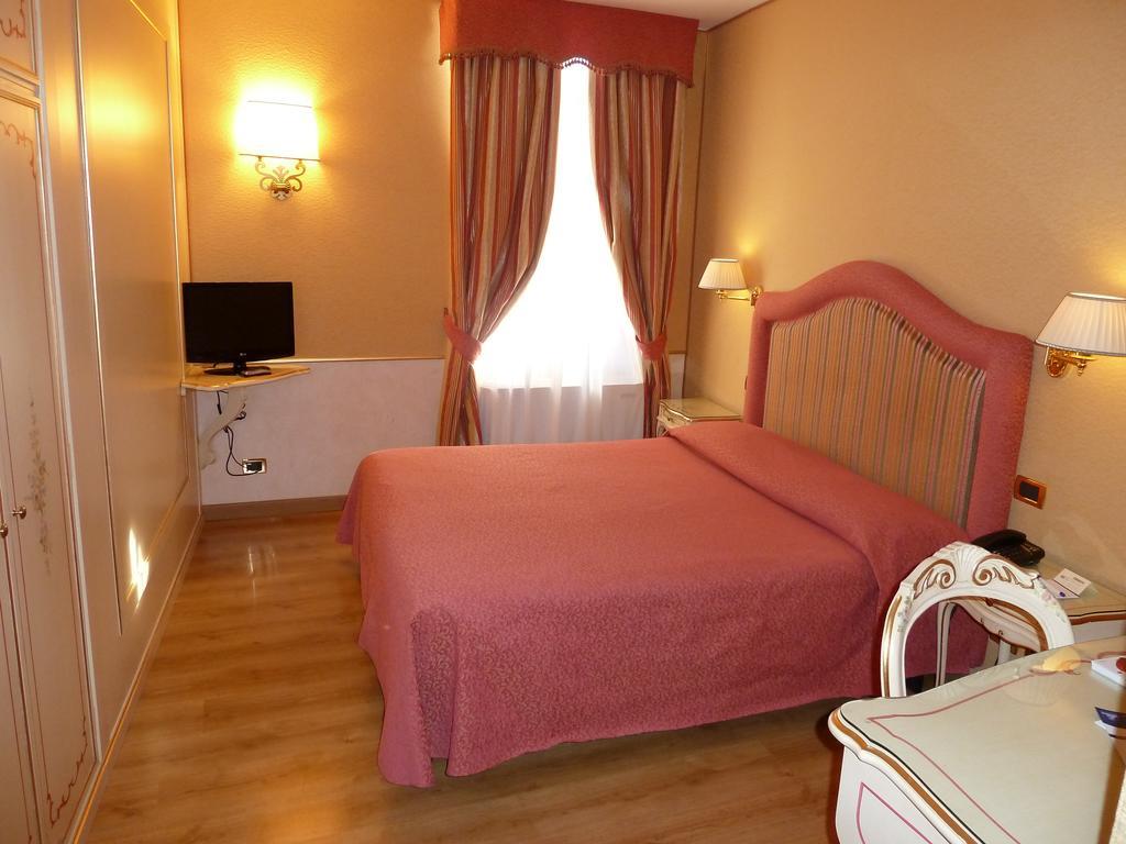 Casa Burchielle Hotel Venetië Buitenkant foto